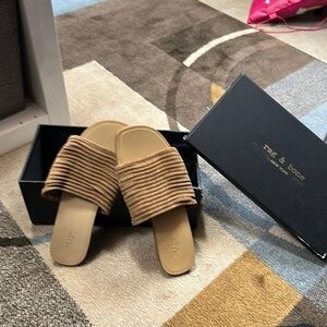 New with BOX RAG & BONE TAN SUEDE SANDALS